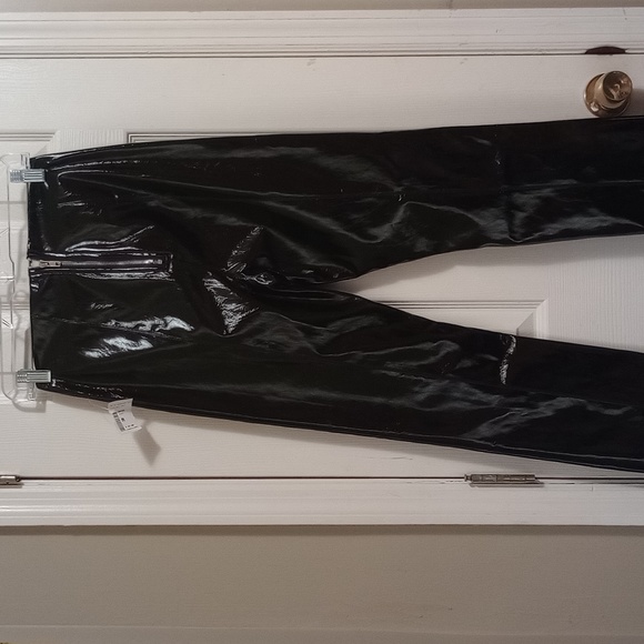 MAD FOR LOVE Pants NWT(Medium) - Picture 9 of 10